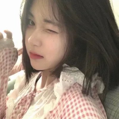 国王的全息图